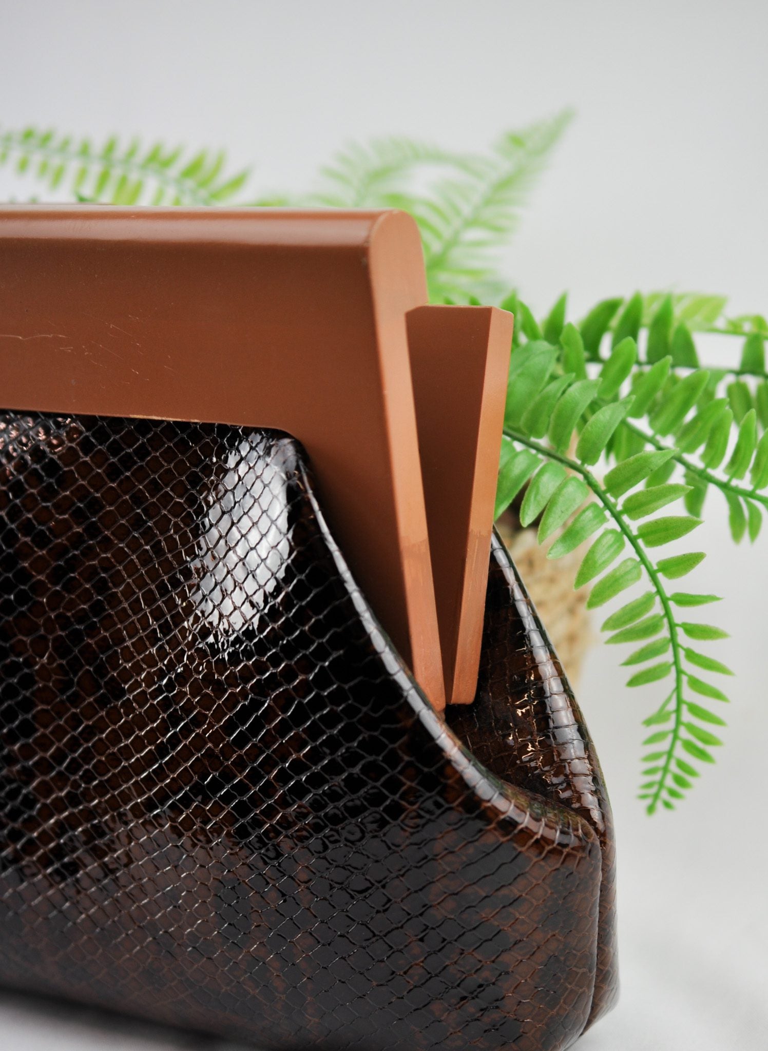 Dusa Oye Glossy Snake Design African Clutch