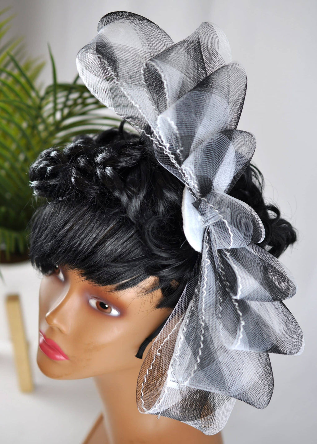 Tinecia Grey Bow Fascinator