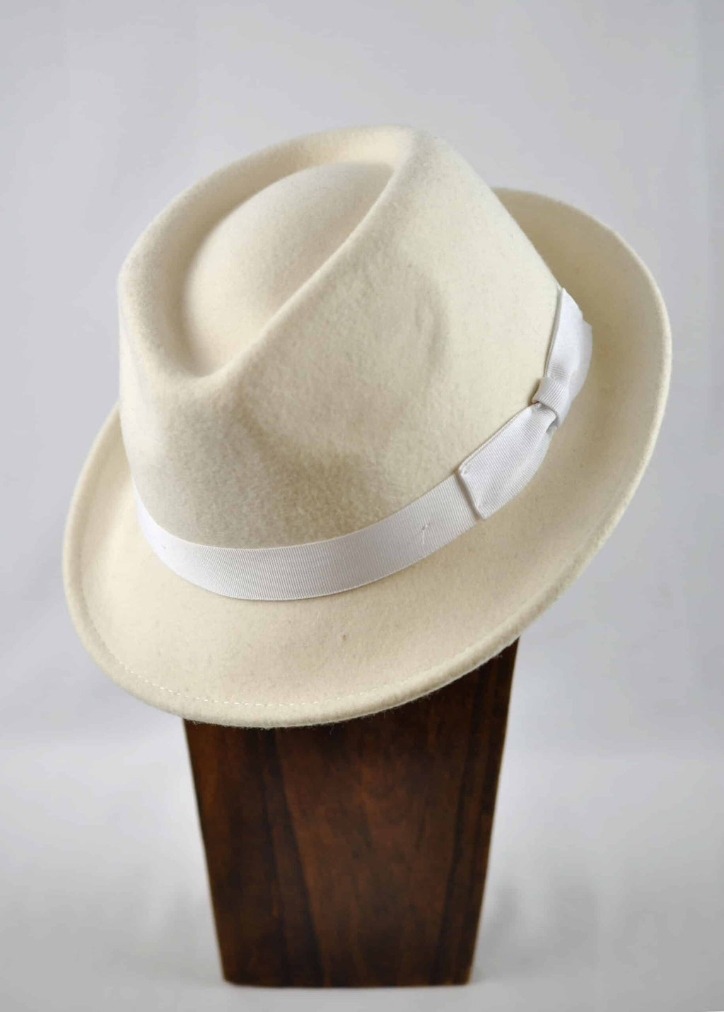JT Aphrique Cream White Ribbon Fedora Hat