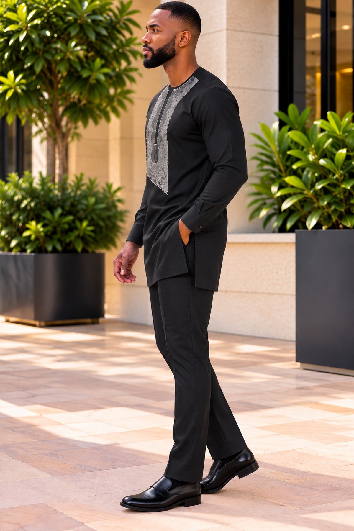 Akin Men's Black African Traditional Two-Piece Kaftan Set with Silver Grey Embroidery – Long Sleeve Tunic & Trousers