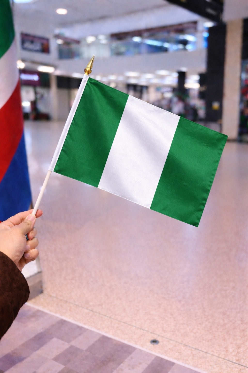 Nigeria National Flag – Large, Medium Handheld & Tabletop Mini Flag Options