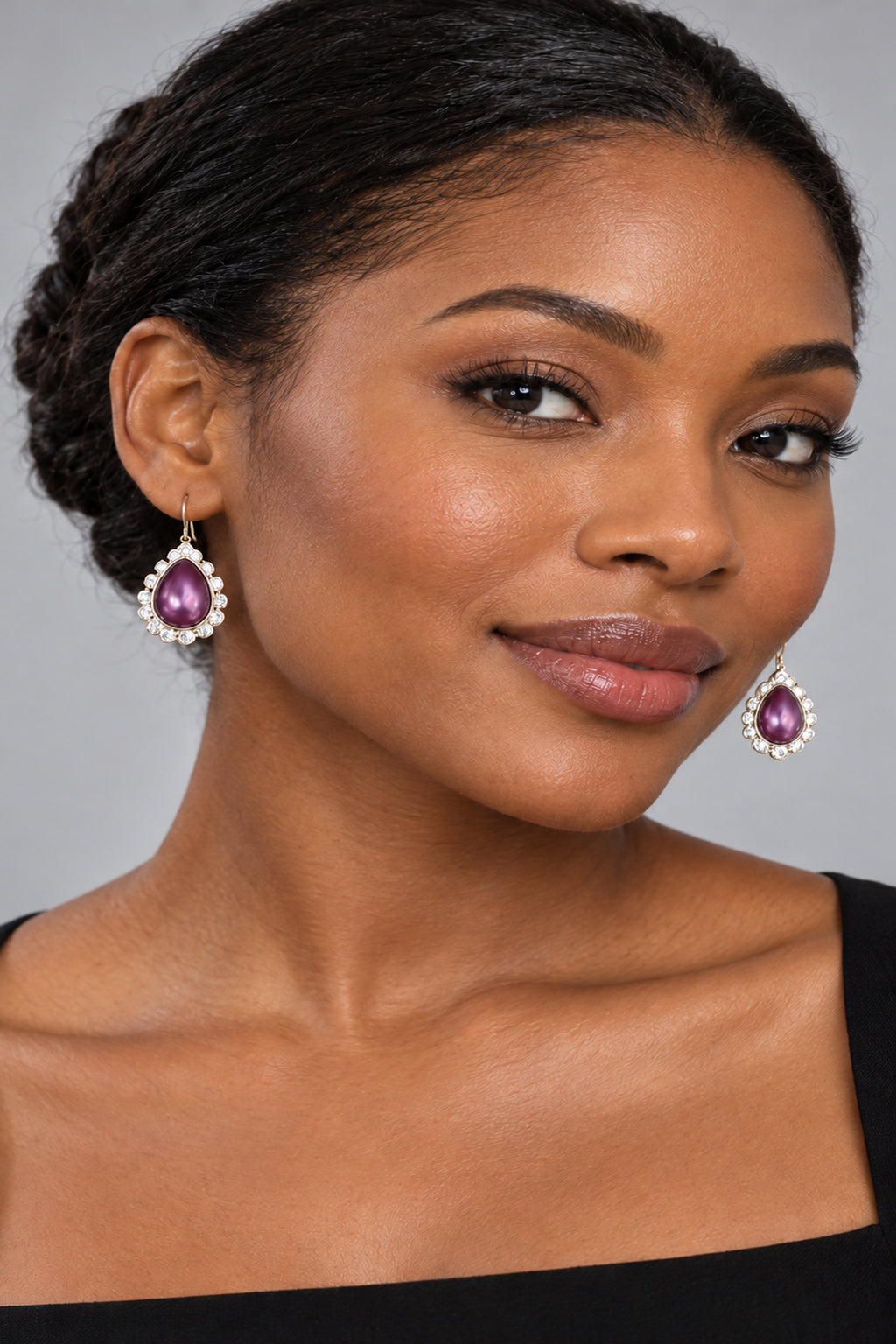 Elegant Teardrop Crystal Drop Earrings – Gold Tone Statement Jewellery – Various Colours