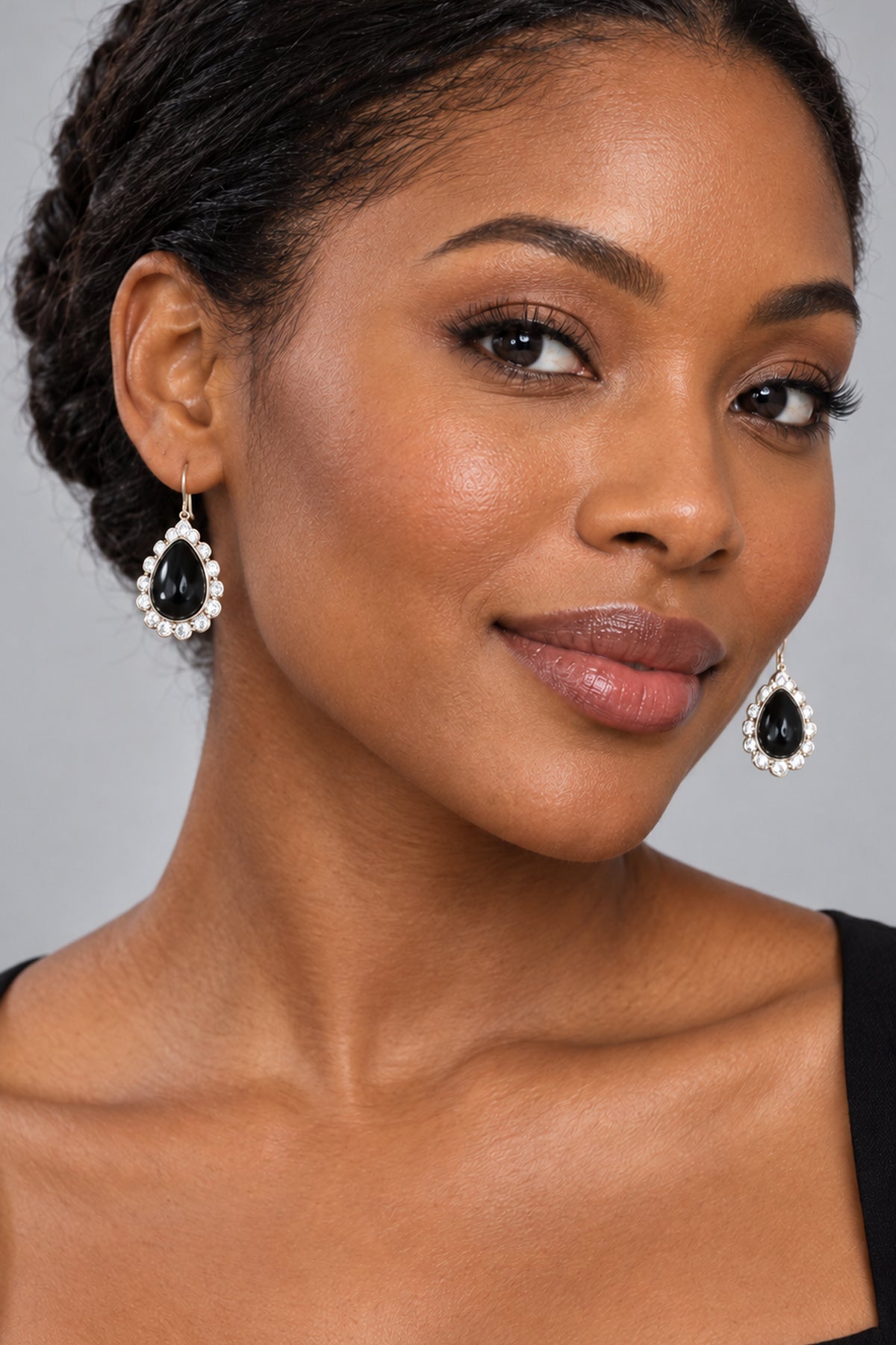 Elegant Teardrop Crystal Drop Earrings – Gold Tone Statement Jewellery – Various Colours