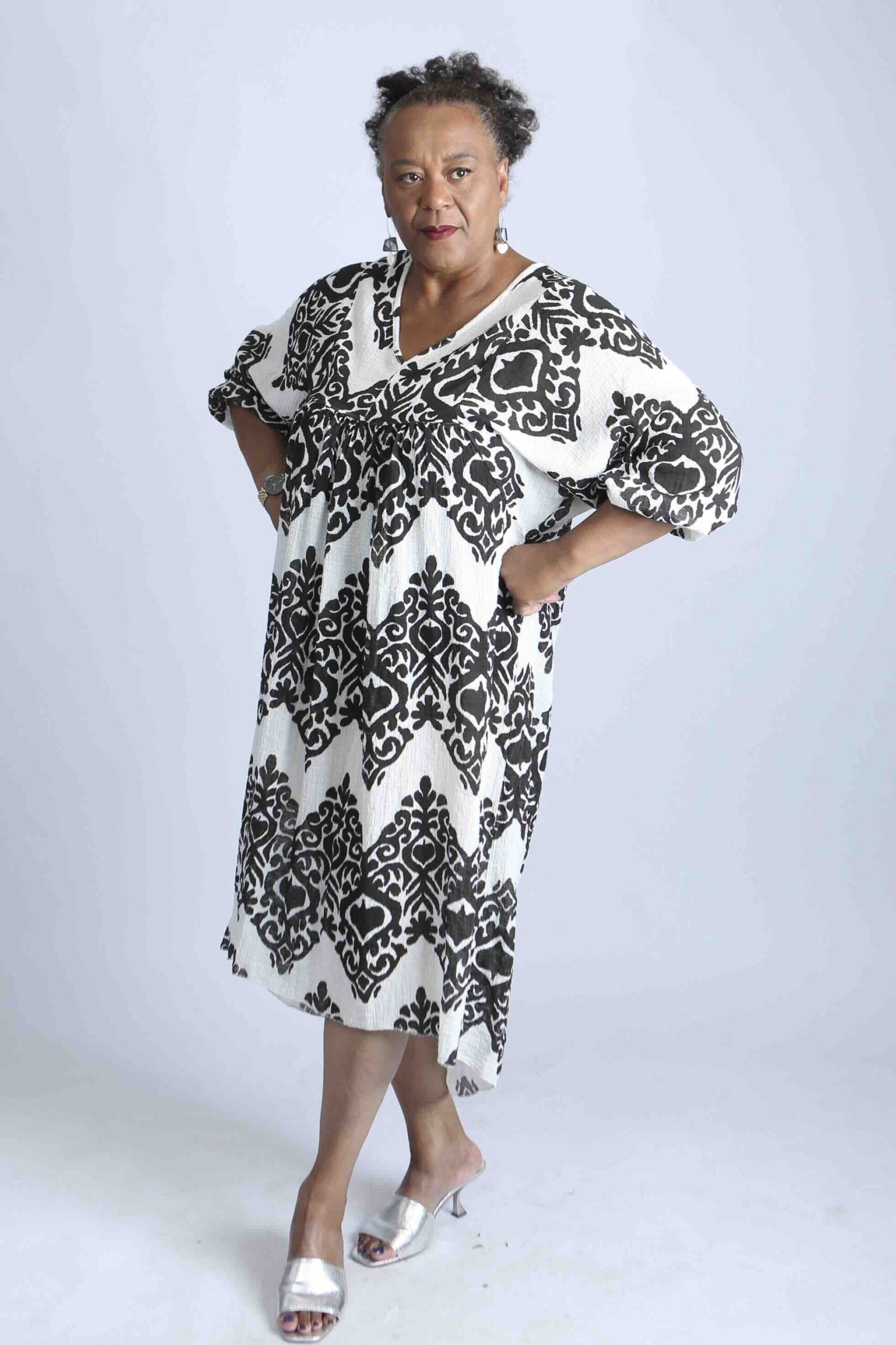 Geometric Print Relaxed fit Italian Dress – Monochrome