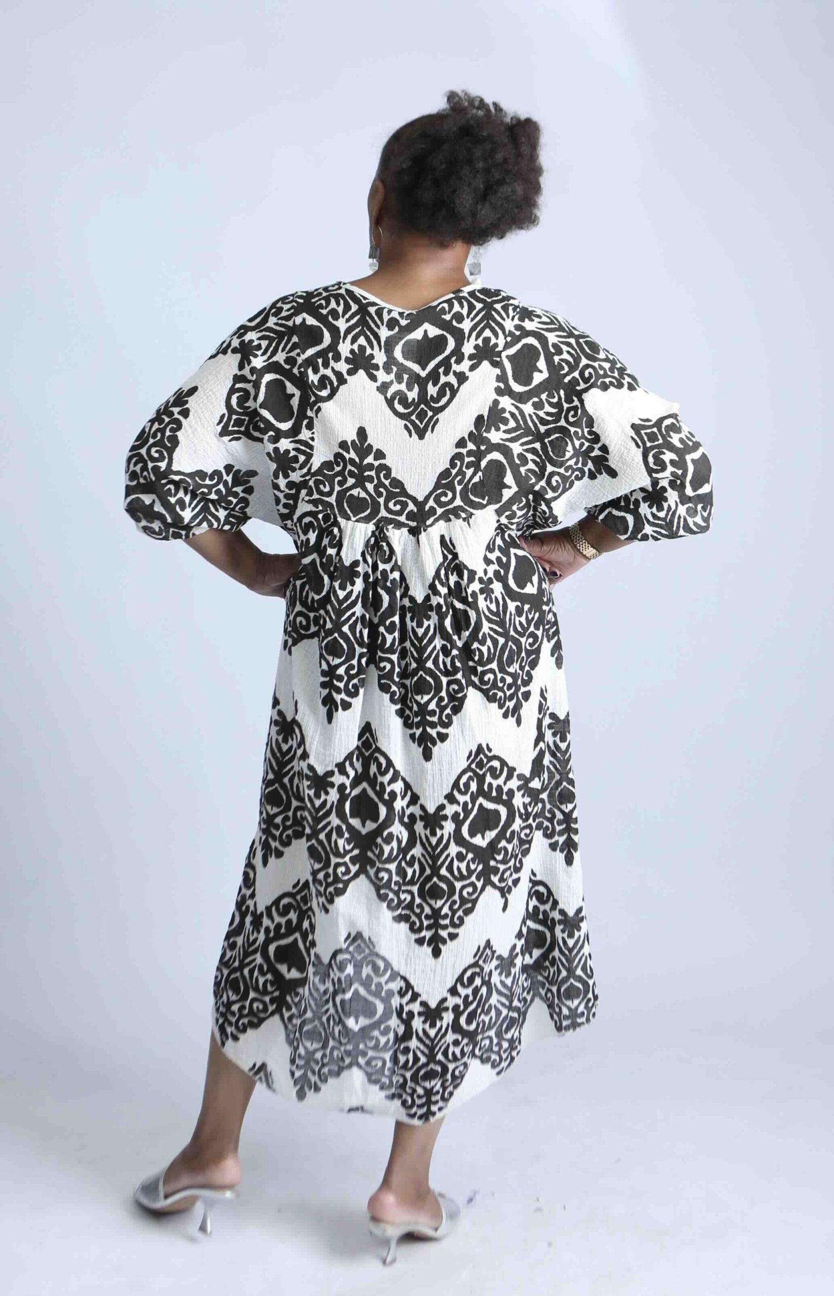 Geometric Print Relaxed fit Italian Dress – Monochrome