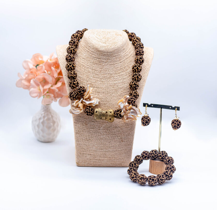 Brown Coral Stone and Pearly Sea Shell Necklace Set