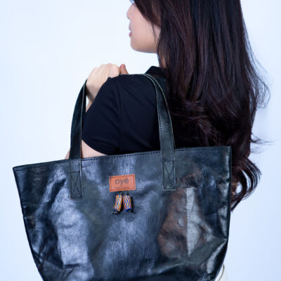 Oye Bold Black Faux Leather Shoulder Bag