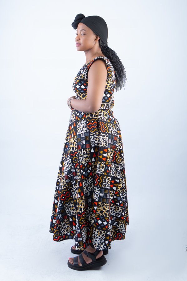 Elegant Sleeveless African Print Maxi Dress - Maze - Image 4