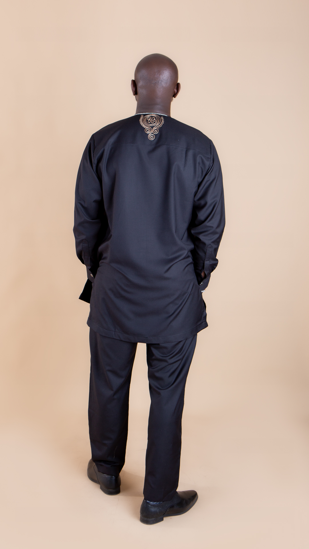 Beautiful Black Bronze Embroidery African Long Sleeve Suit - Image 4