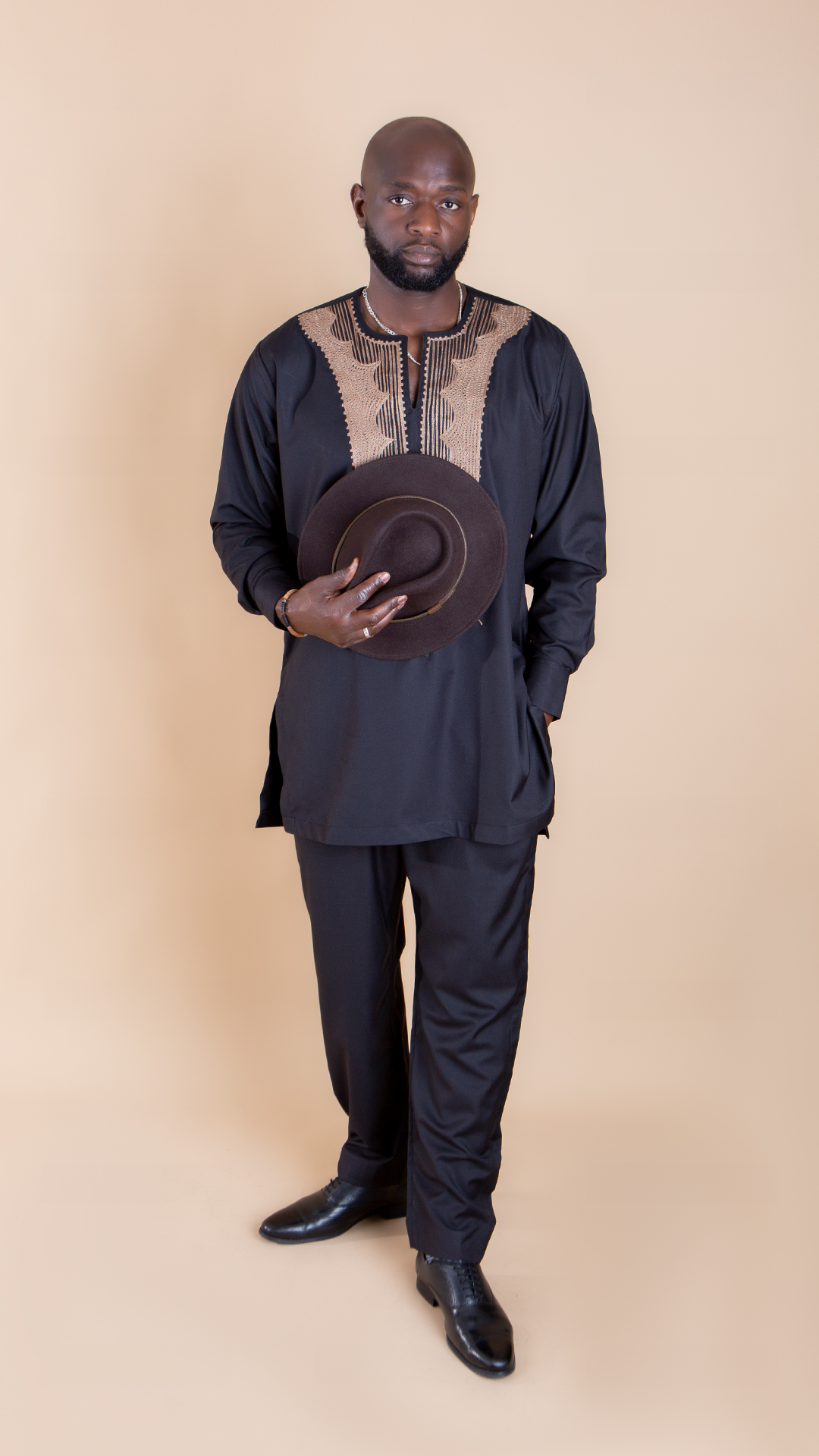 Beautiful Black Bronze Embroidery African Long Sleeve Suit - Image 3