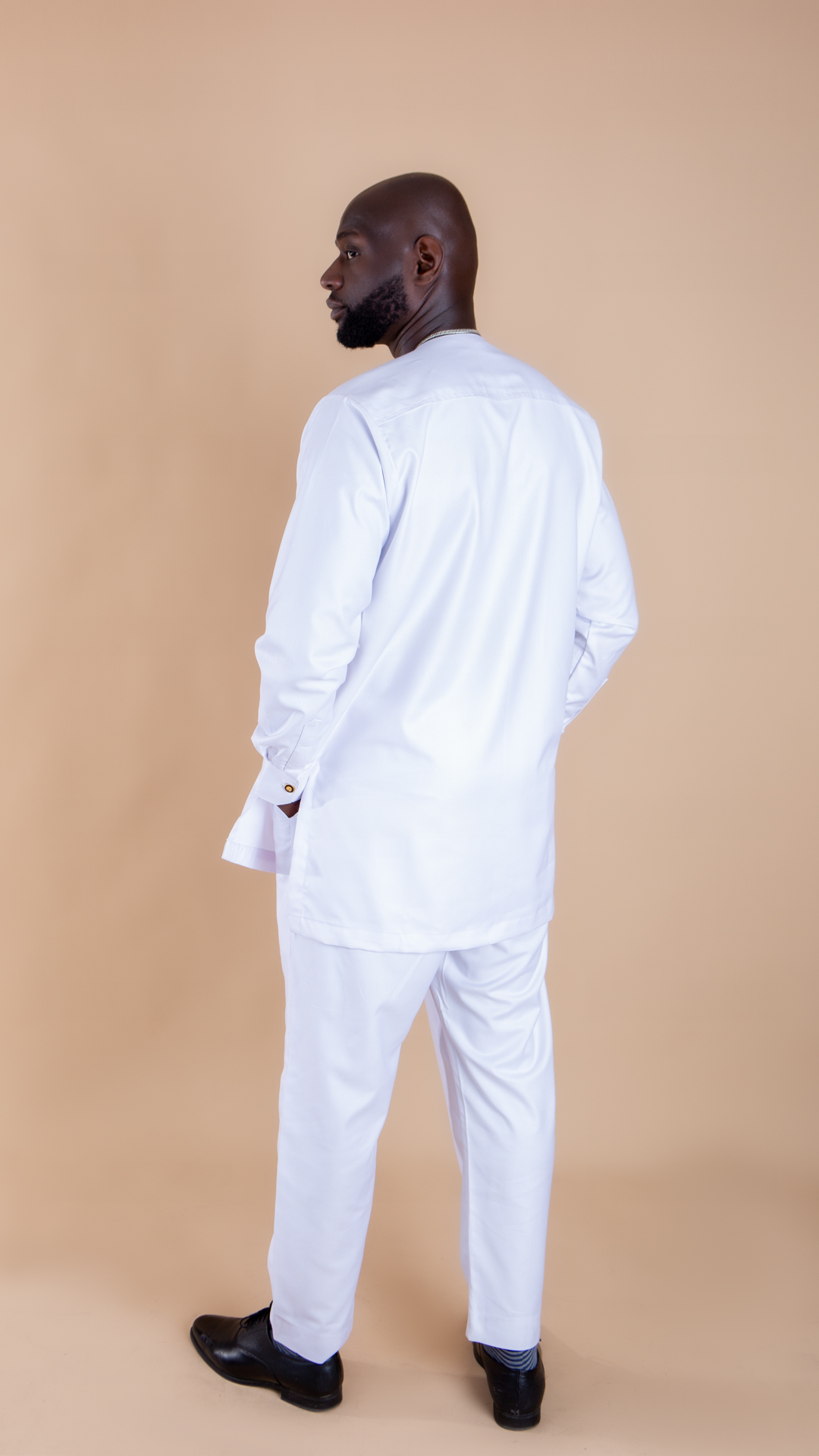 Alluring Sam Gold Zip White Traditional long Sleeve Suit - Image 4
