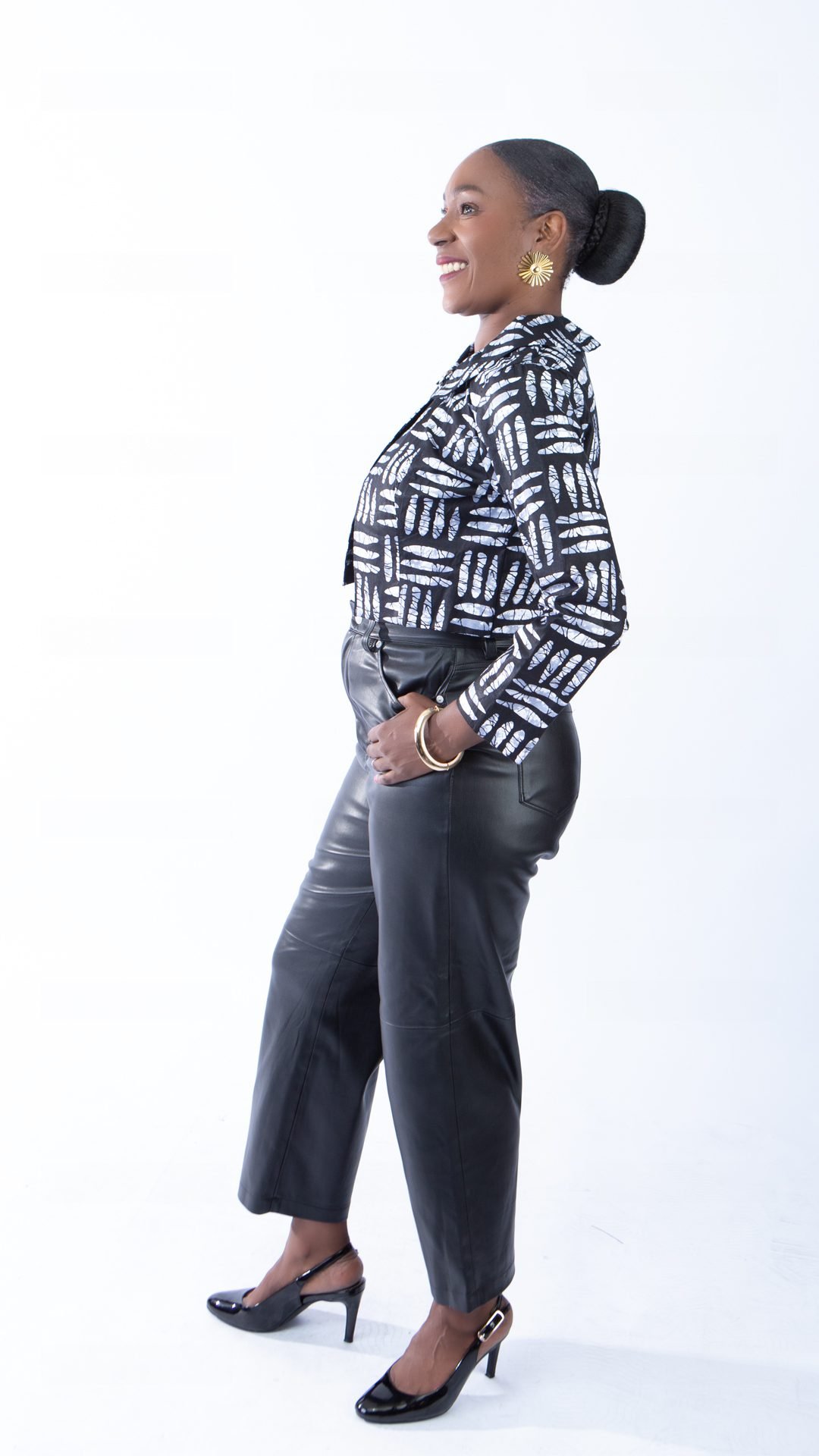 Anna Beautiful Black and White Cross Ankara Cropped Jacket - Image 3