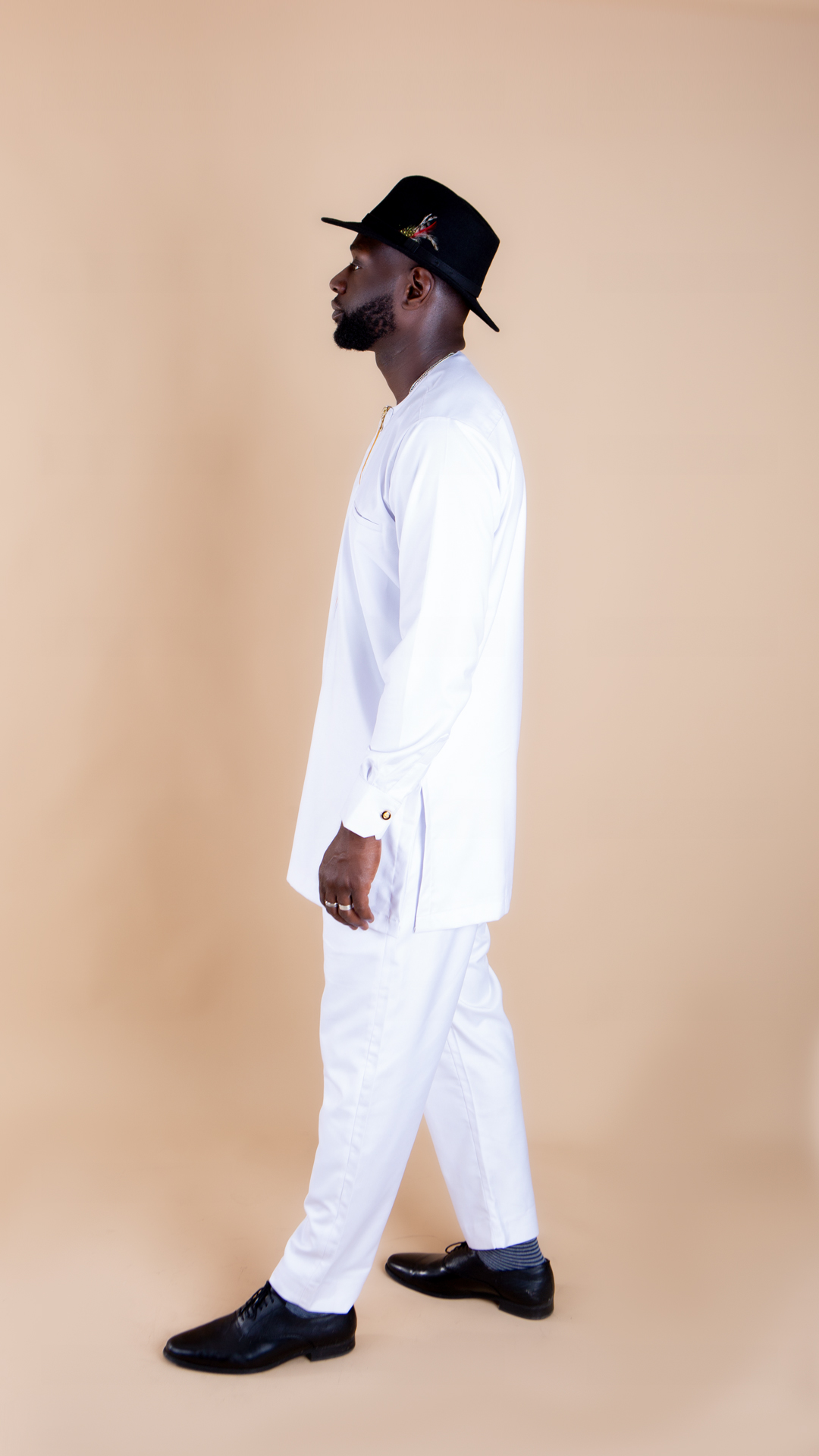 Alluring Sam Gold Zip White Traditional long Sleeve Suit - Image 7