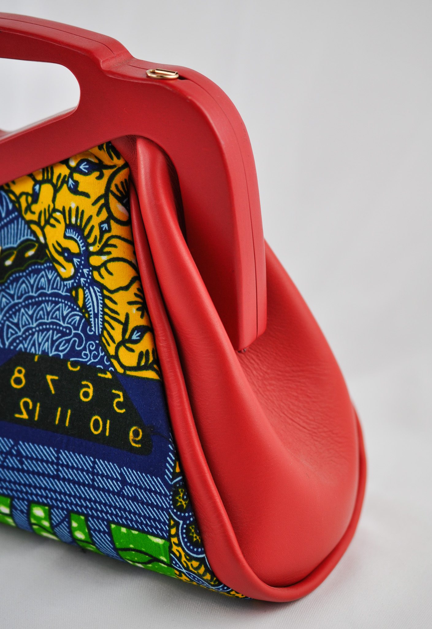 Haiba Oye Red Multi Ankara Print Purse - Image 2