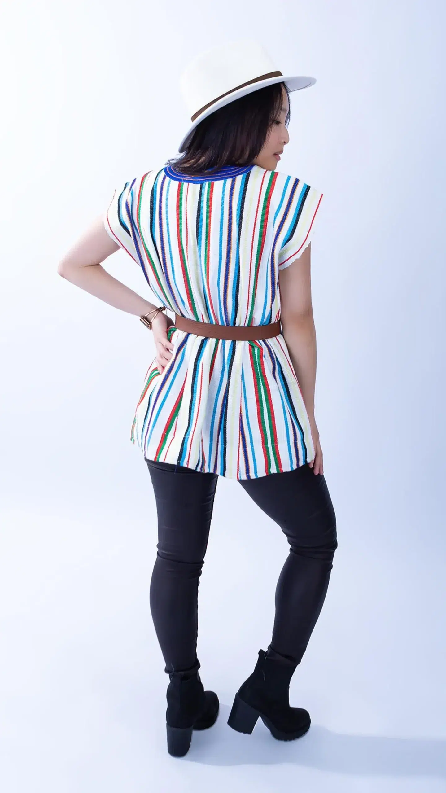 Handwoven Batakari Dress with Embroidery - Image 3