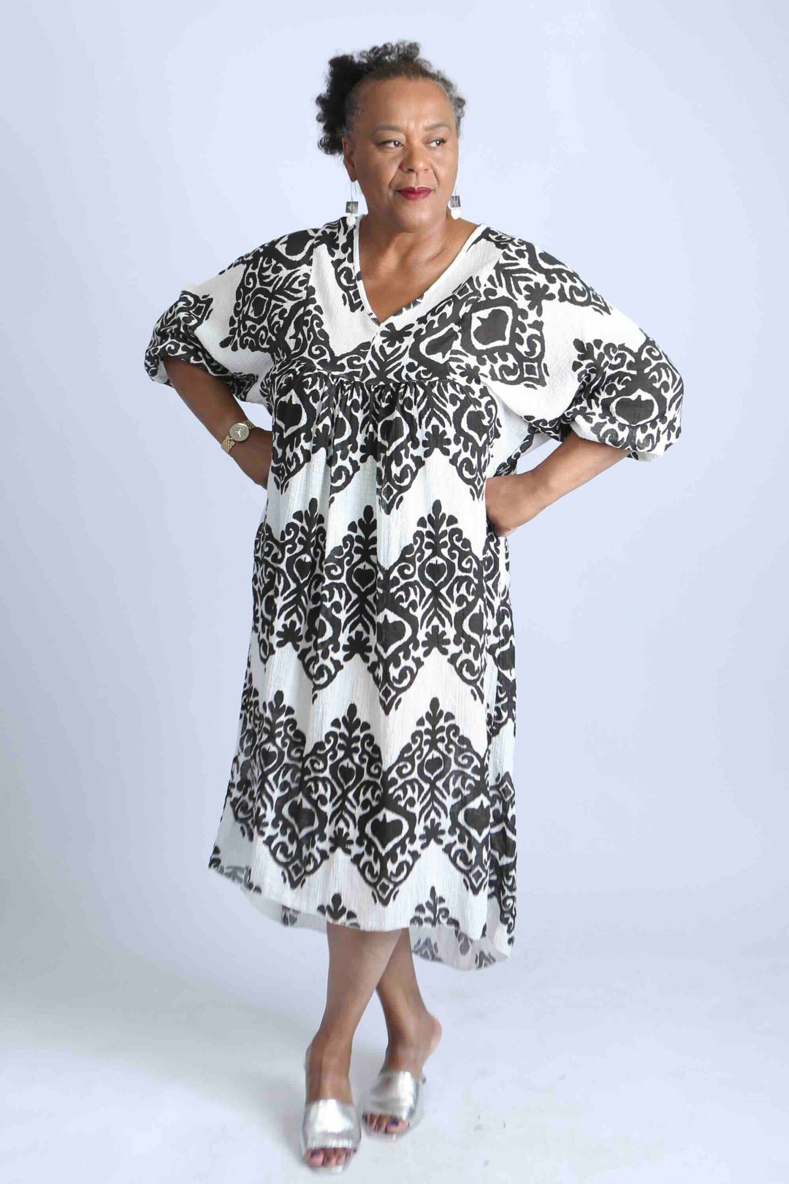 Geometric Print Relaxed fit Italian Dress – Monochrome